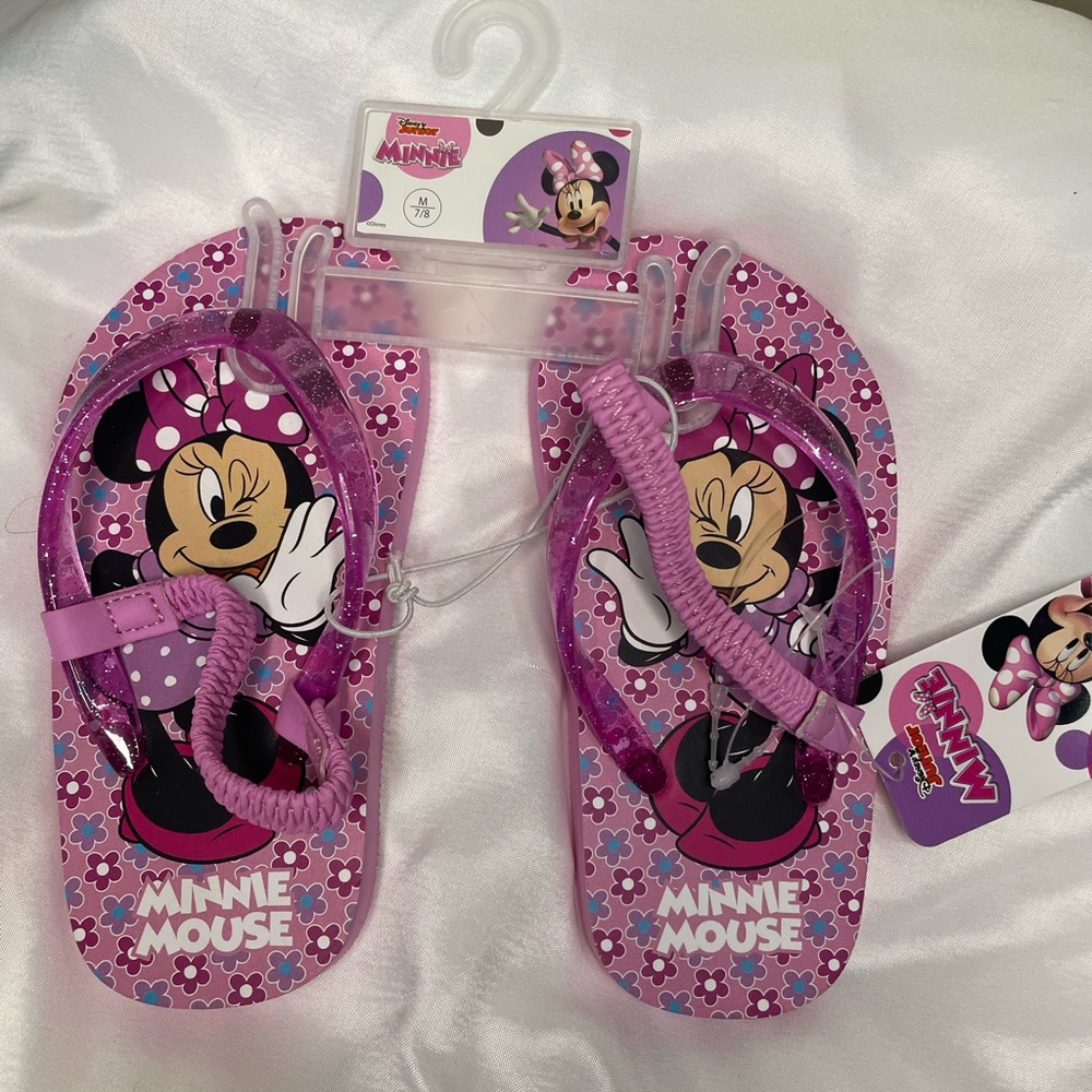Minnie Mouse sandals new with tags. Size 7/8 Toddler